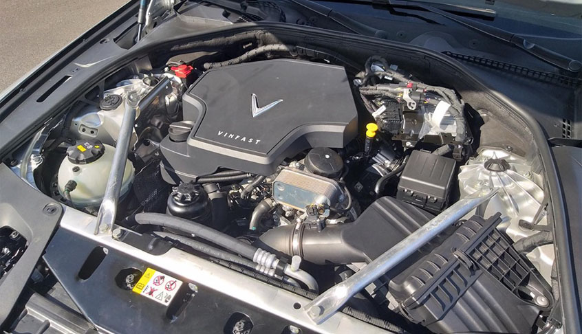 động cơ VinFast Lux A2.0 sàn bán xe vn