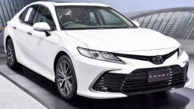 Phiên bản mới của Toyota Camry “chào sân” tại Malaysia có trang bị gì mới hơn bản Việt Nam