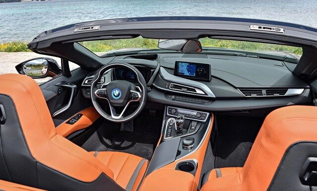 nội thất BMW I8